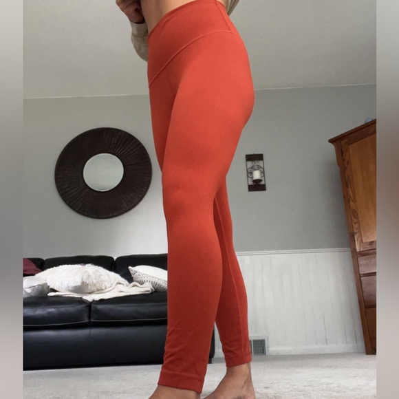 Lulu leggings size 8 - Picture 2 of 3